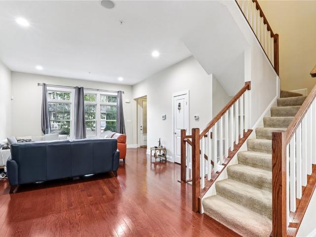 Townhouse for sale in Bradfordwoods, Pennsylvania