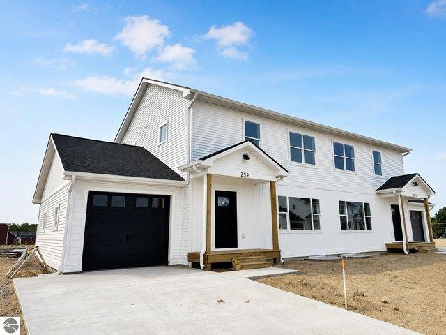 Townhouse for sale in Traverse City, Michigan