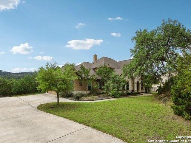 House for sale in Canyon Lake