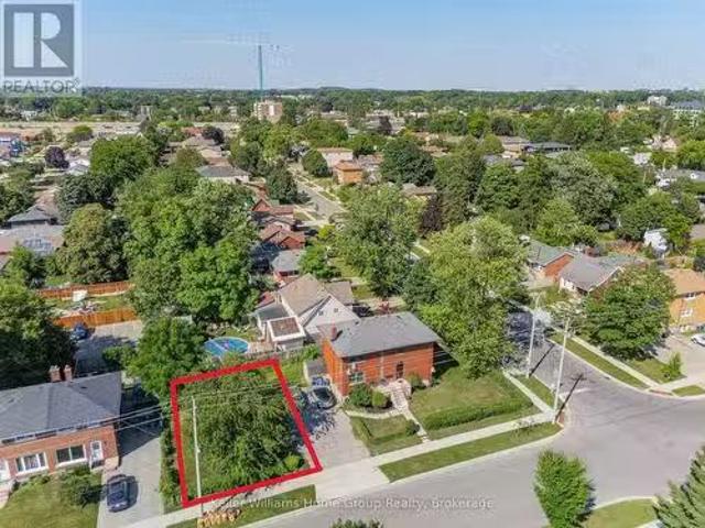House for sale in Kitchener, Ontario