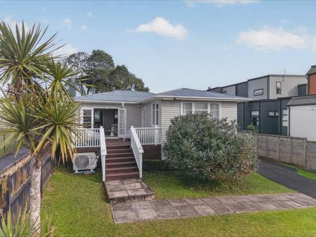 House for sale in New Lynn