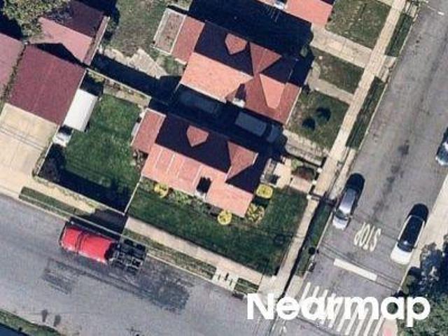 House for sale in Queens, Arverne
