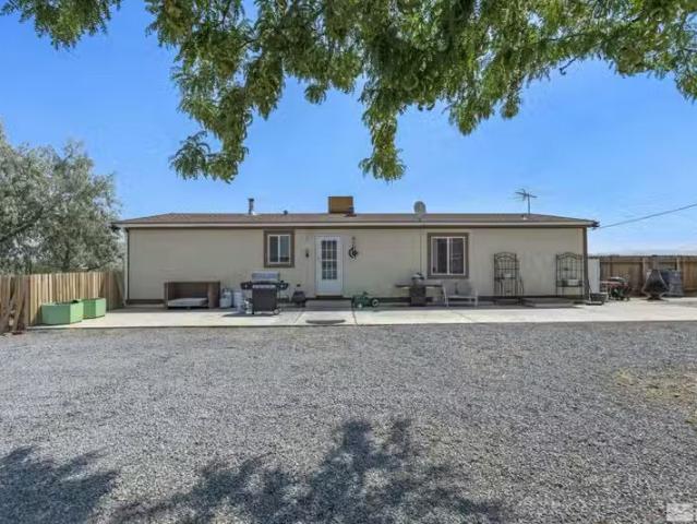 House for sale in Silver Springs