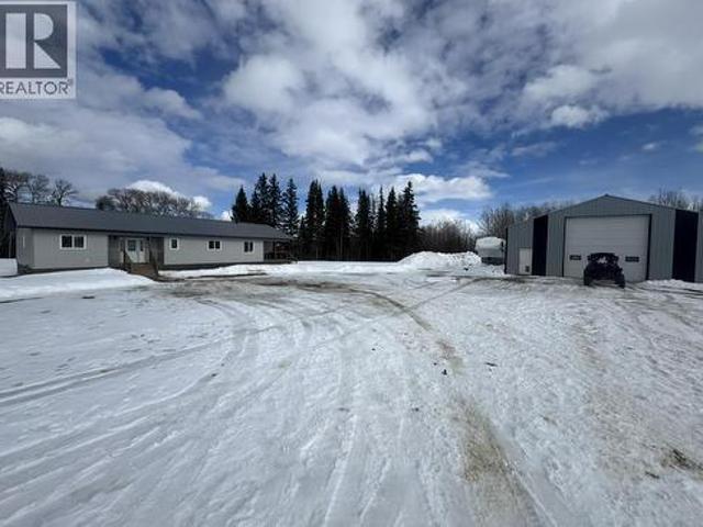 House for sale in Finlay, British Columbia