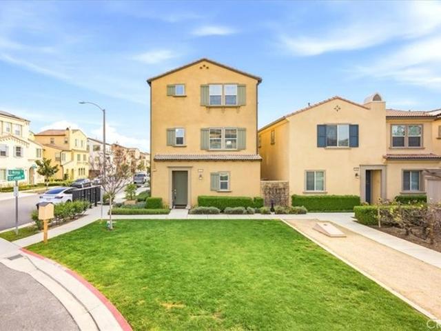 Condo for sale in Upland, California