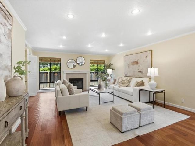 Townhouse for sale in Cupertino, California