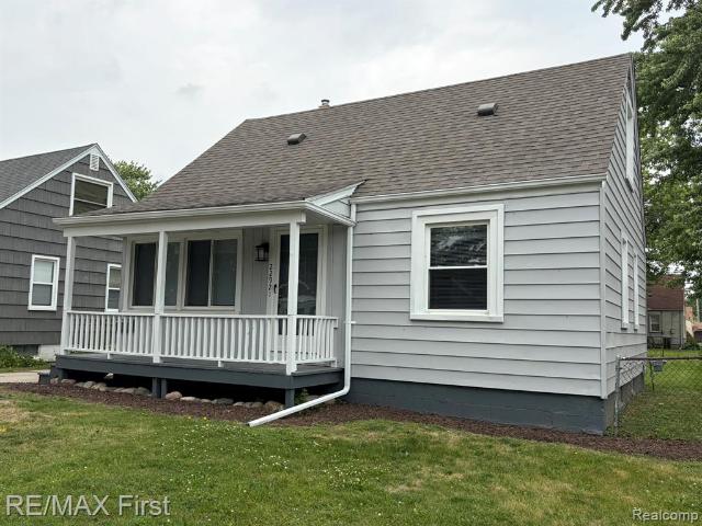 House for sale in Saint Clair Shores, Michigan