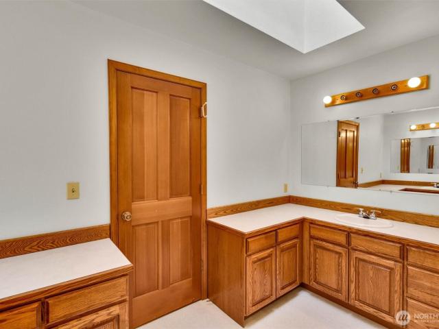 House for sale in Maple Valley, Washington