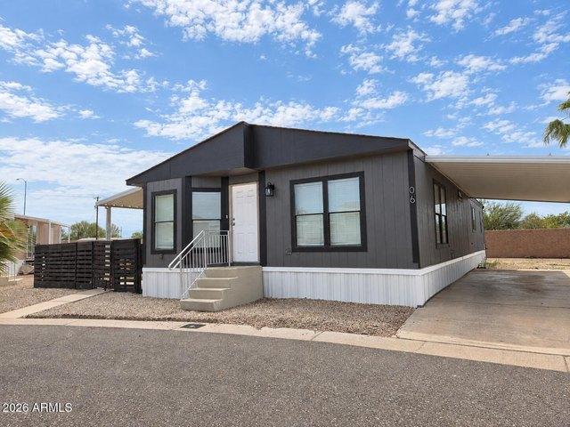 House for sale in Apache Junction, Arizona