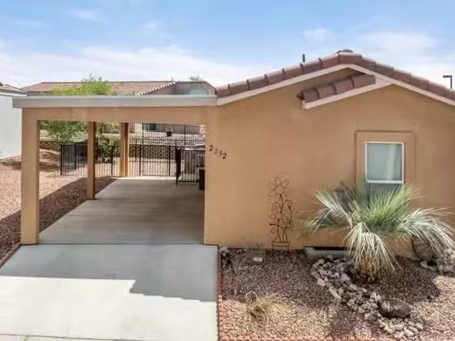 House for sale in Lake Havasu City