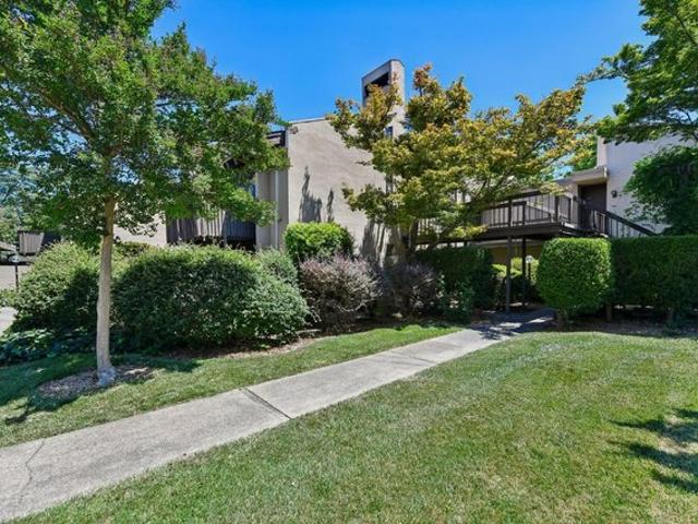 Condo for sale in Sacramento, California