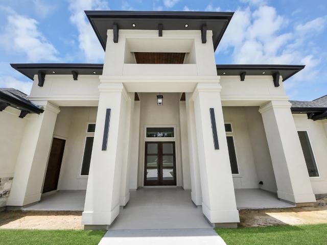 House for sale in Porter, Montgomery County