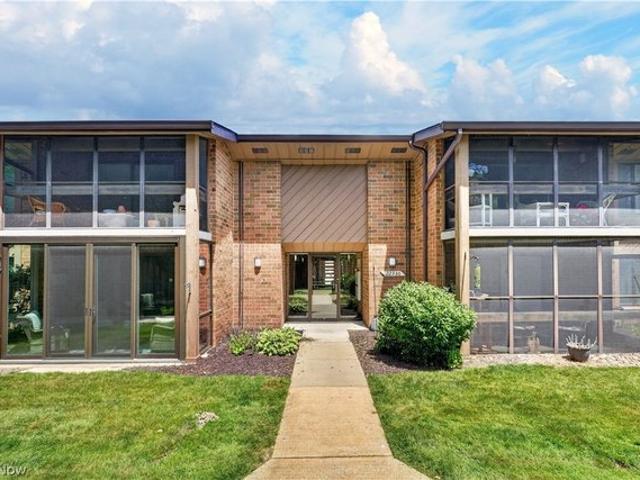 Condo for sale in Westlake, Ohio
