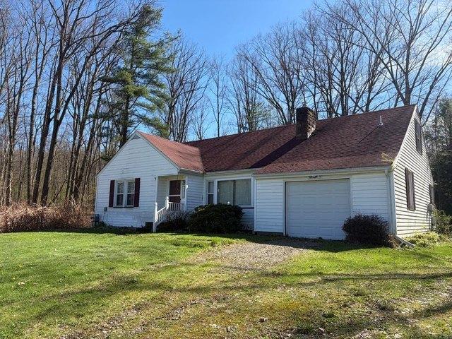 House for sale in Crawford, Pennsylvania