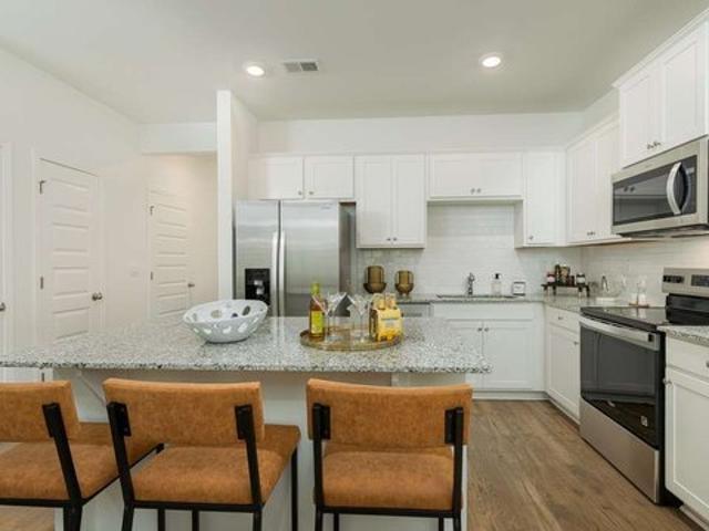 Townhouse for sale in Lithonia, Georgia