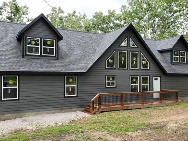 House for sale in Barry, Missouri