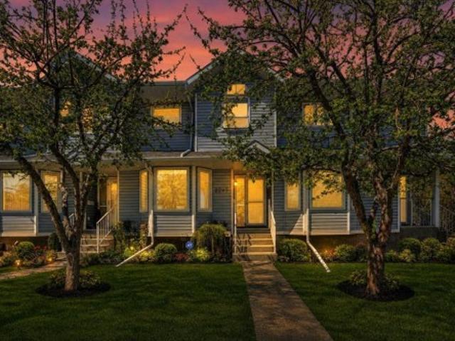 Townhouse for sale in Northwest, Alberta