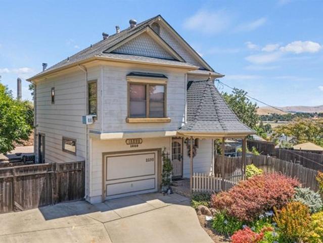 House for sale in Martinez, California