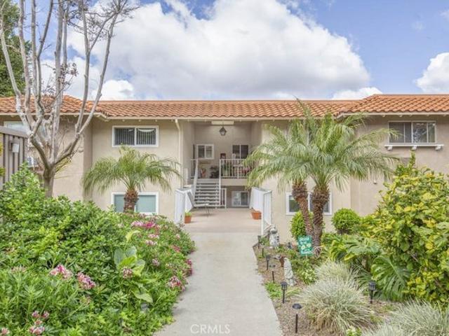 Condo for sale in Laguna Woods, California