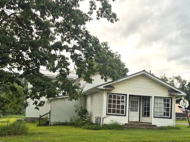 House for sale in Crawford, Pennsylvania