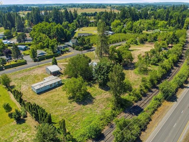 House for sale in Oregonia