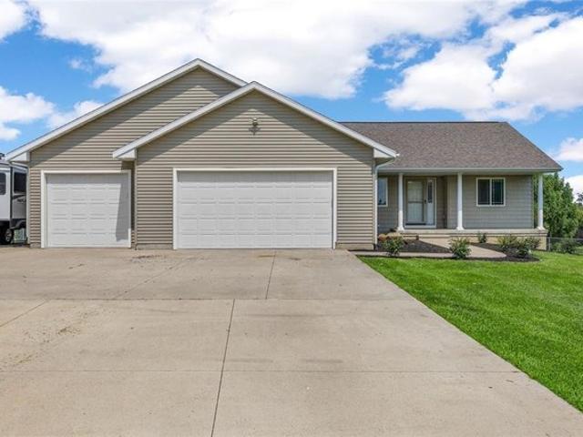 House for sale in Anamosa, Iowa