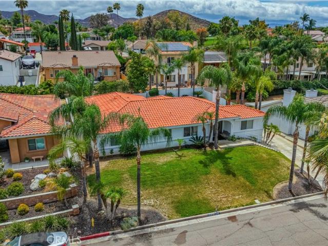 House for sale in Canyon Lake, Riverside County