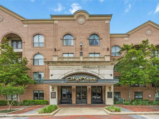 Condo for sale in Sugar Land, Texas