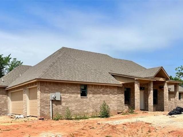 House for sale in Jones, Oklahoma