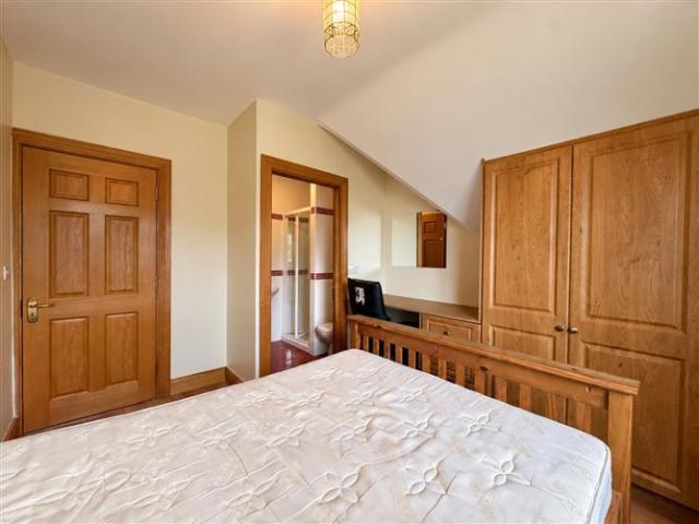Apartment for sale in Moneygold, Connacht