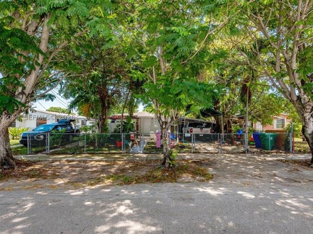 House for sale in Miami, Miami-Dade County
