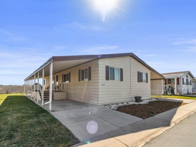 House for sale in Roy, Utah