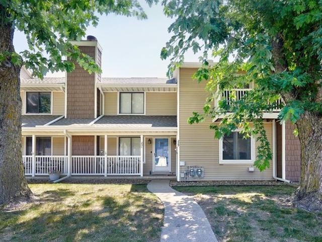 Townhouse for sale in West Des Moines, Iowa