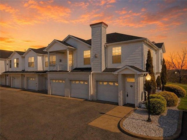 Condo for sale in Mars, Pennsylvania
