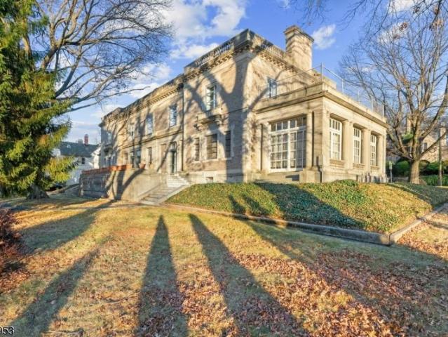 House for sale in Newark, New Jersey