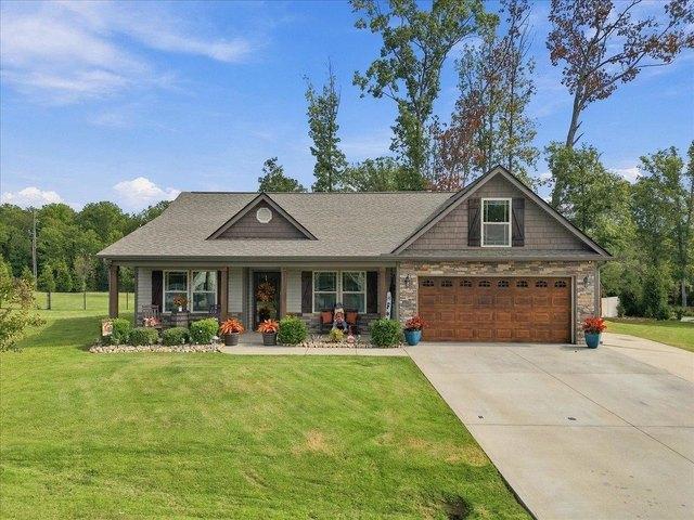 House for sale in MacDonald, Inman