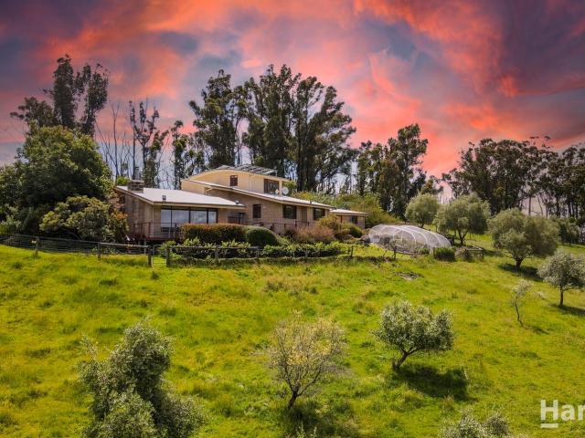 Apartment for rent in Camerons Creek, Victoria