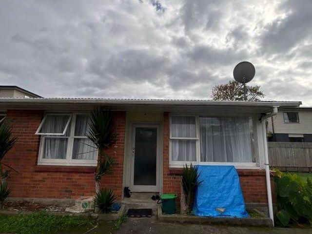 Apartment for rent in Point England, Maungakiekie-Tāmaki