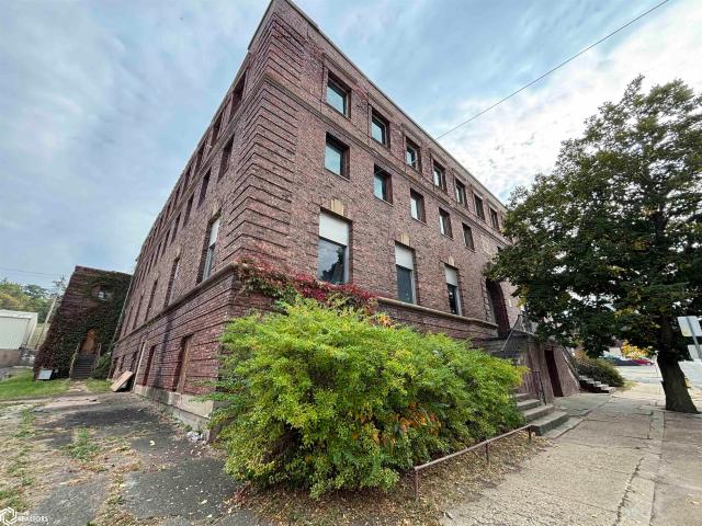 Commercial for sale in Ottumwa, Iowa