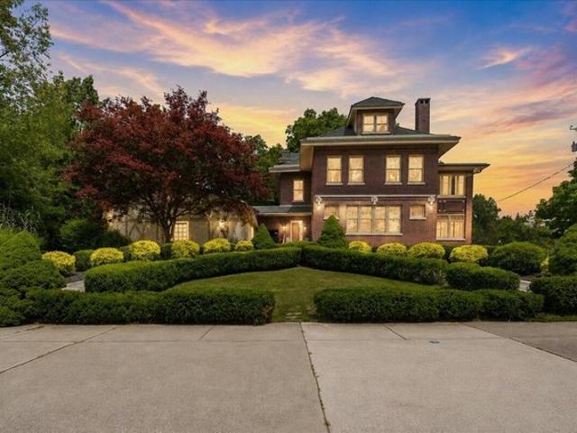 House for sale in Porter, Indiana