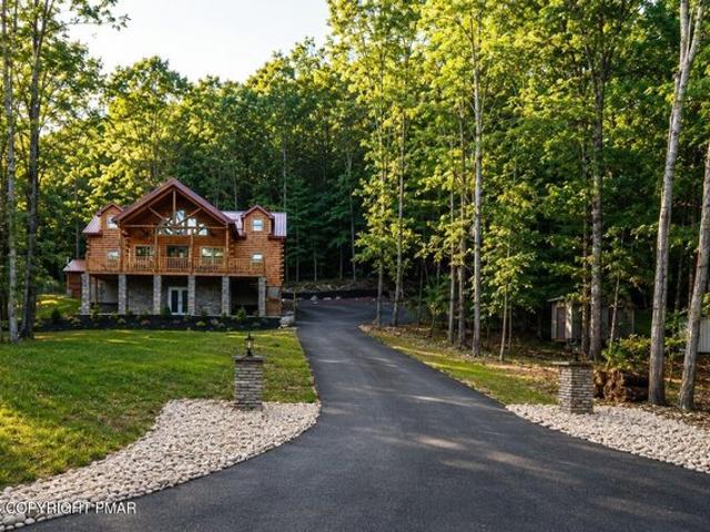 House for sale in Stroudsburg, Pennsylvania