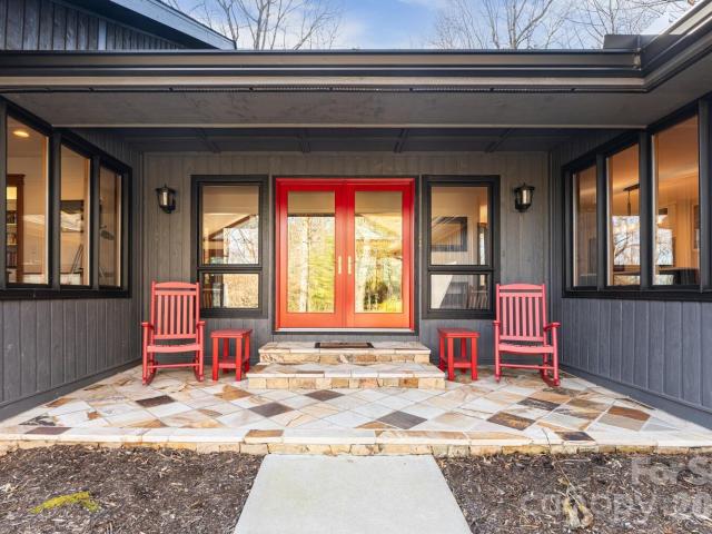 House for sale in East Flat Rock, North Carolina