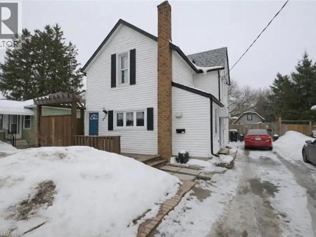 House for rent in Cambridge, Ontario