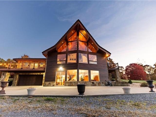 House for sale in Fenelton, Pennsylvania