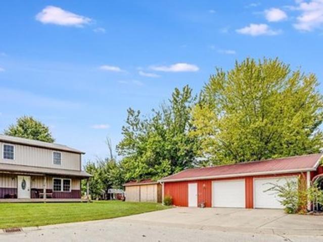 House for sale in Lawrenceburg, Dearborn County