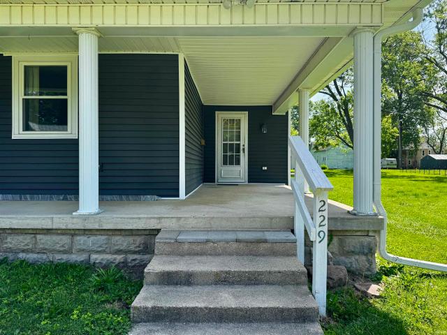 House for sale in Albany, Indiana