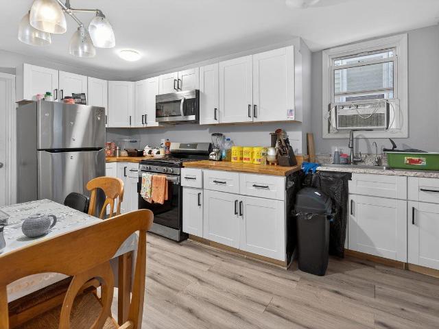 House for sale in Hudson, New Jersey