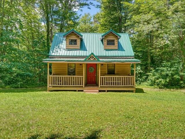 House for sale in Chicora, Pennsylvania