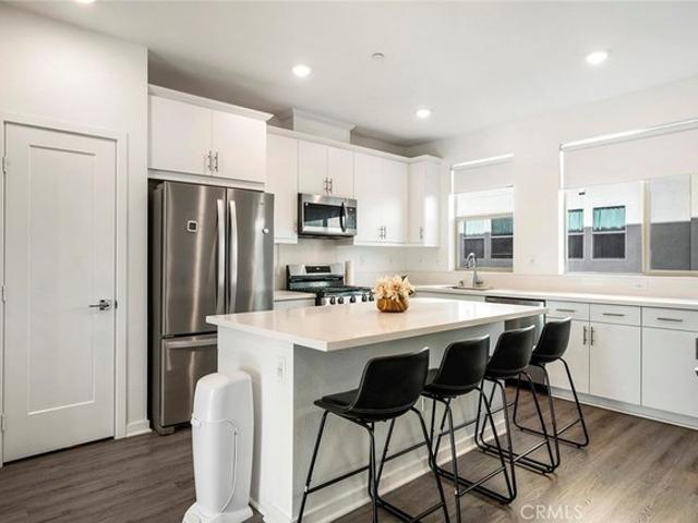 Condo for sale in Covina, California