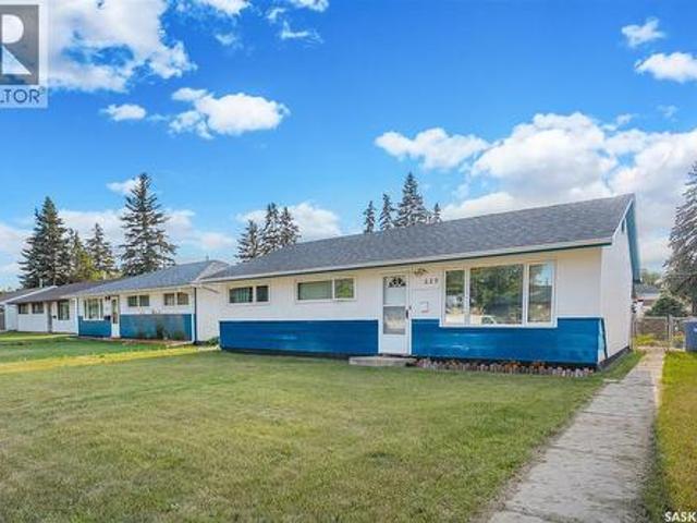 House for sale in Saskatoon, Saskatchewan